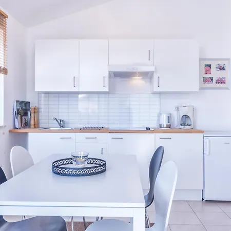 Pinia - A5 Second Floor - Mpolo Apartment Medulin