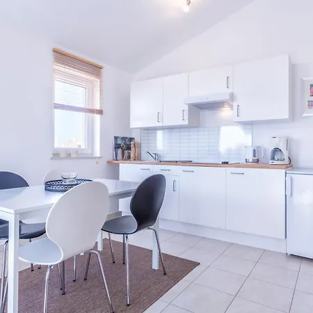 Apartment Pinia - A5 Second Floor - Mpolo *